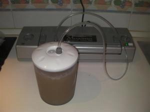 Envasado del fondo en tarro de vacío