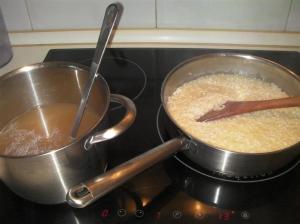 Preparando el risotto Preparando el risotto