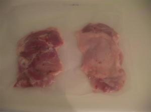 Filetes de contramuslo de pollo embolsados al vacío