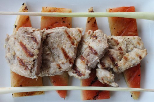 Pollo al lemongrass y corteza de sandía - cenital